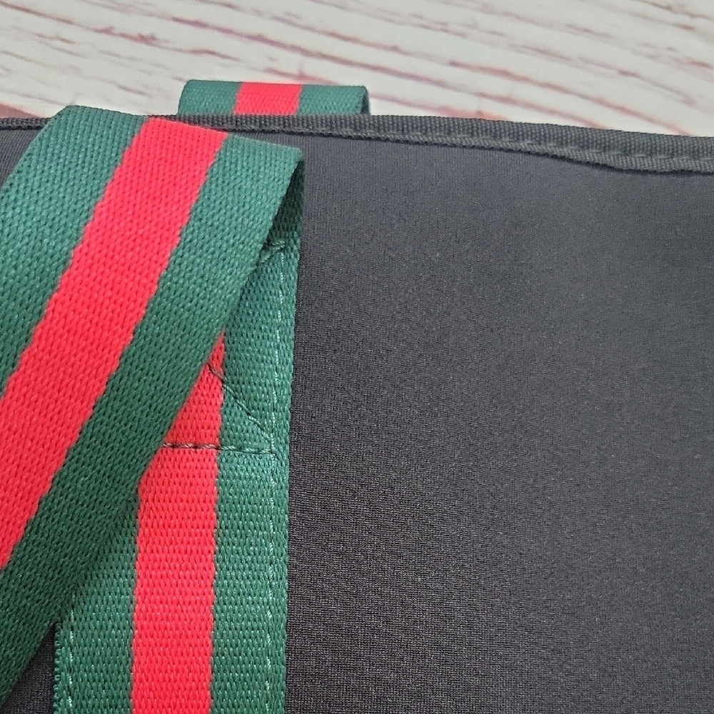Black and Red Travel Bag with Sporty Design - Picture 10 of 10